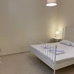 Monolithos בית נופש *