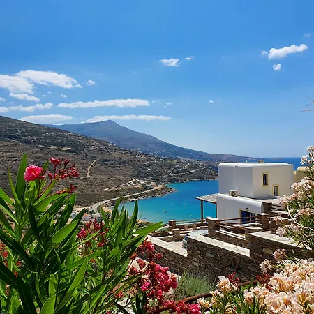 Monolithos * Kipri (Andros)