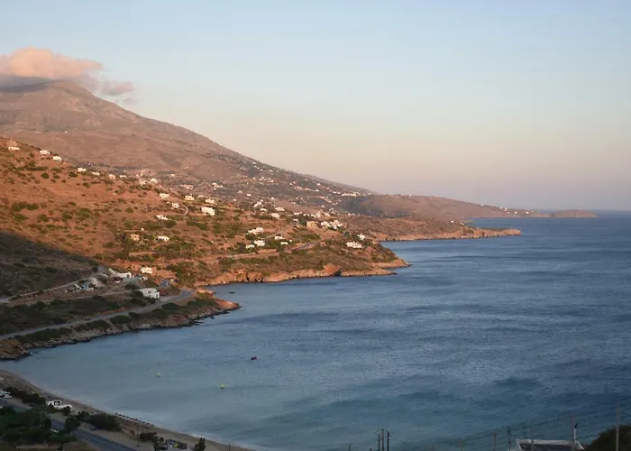 Monolithos 別荘 キプリ